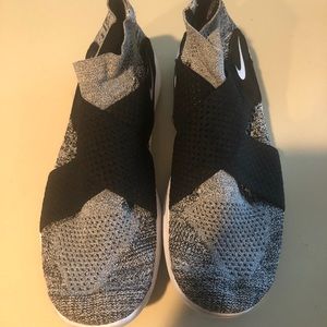 Nike Free RN Motion Flyknit
